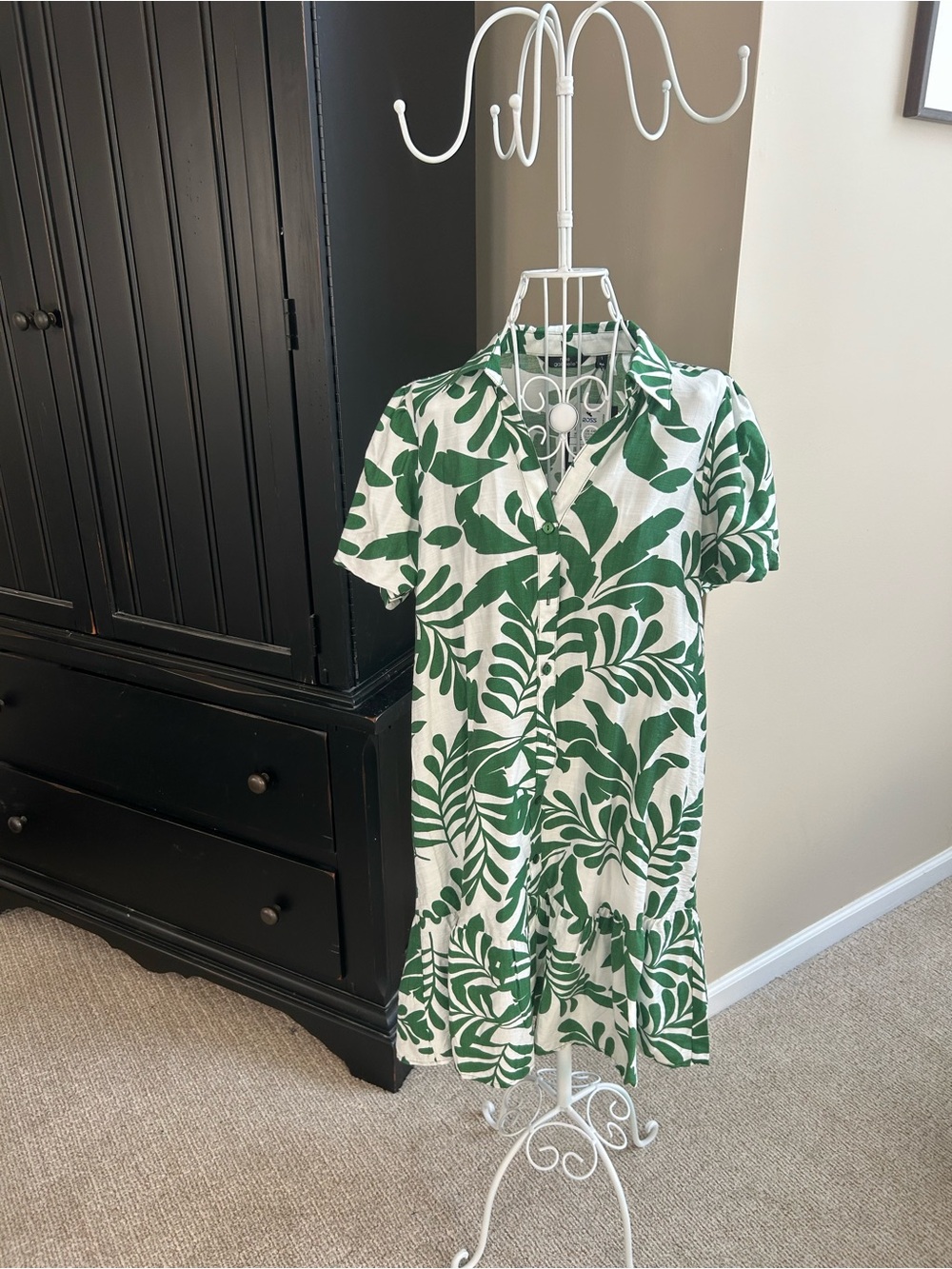 Mlle Gabrielle Green Leaf Button-Front Dress
